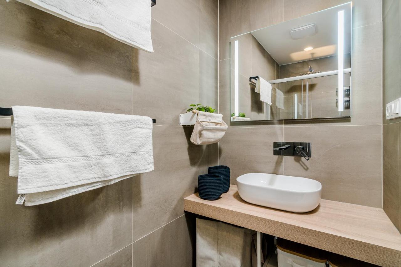 Prague Days - Premium Loft W Terrace - View - Netflix - Ac Apartamento Exterior foto